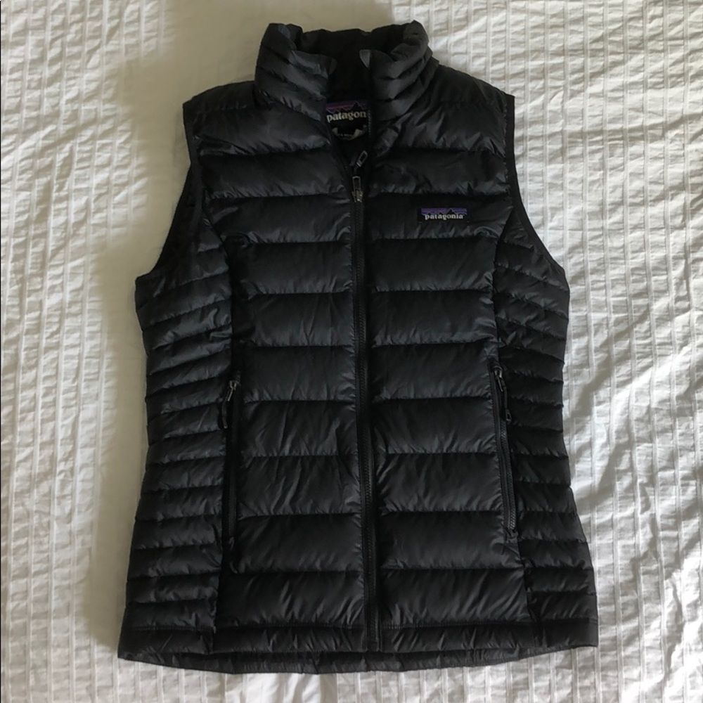 Patagonia black puffer vest